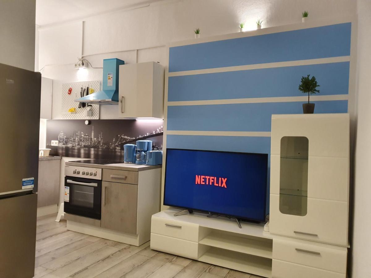 Central Lichtenberger For 6 People Appartamento Berlino